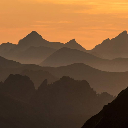MeroMero_Bertrand-Lanneau_Degrade_Montagnes_orange