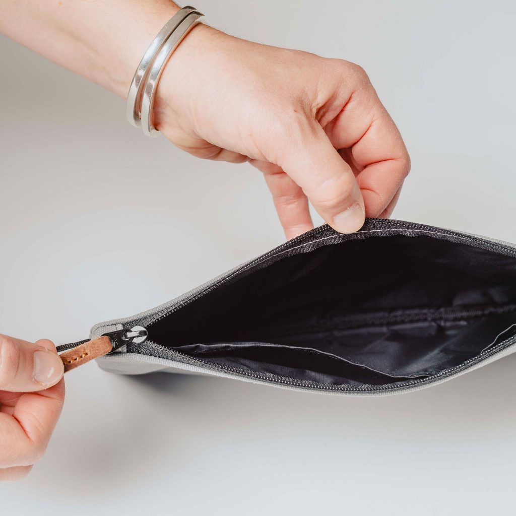 Pochette / Trousse / Porte Monnaie En Cuir MILD - Facette Argent