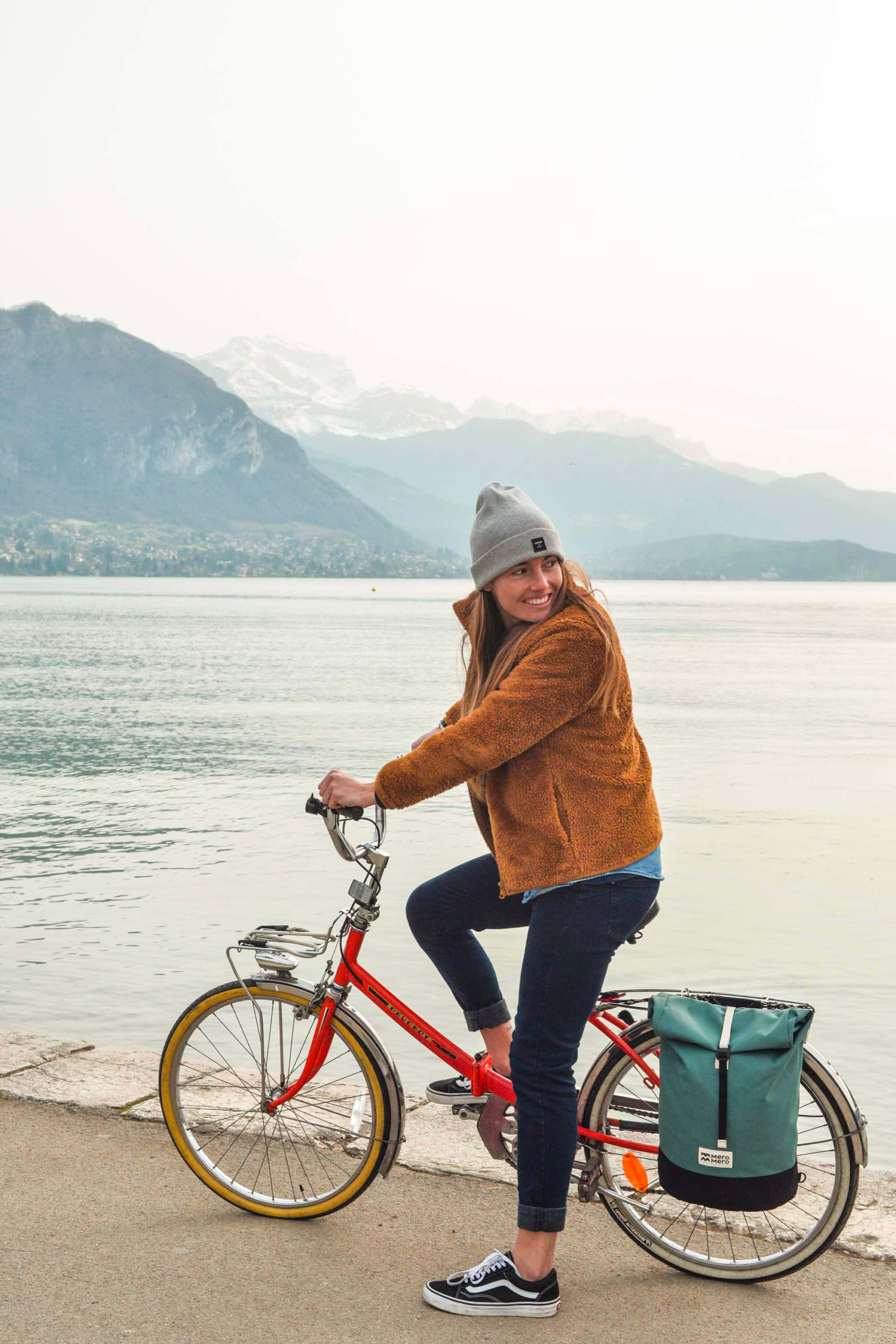 ANNECY : sac à dos et sacoche vélo